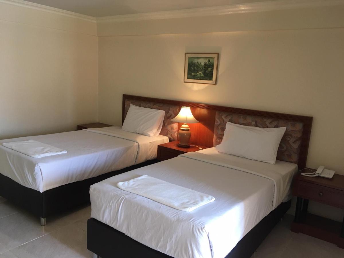 Jumbotel Hotel Bangkok Bagian luar foto