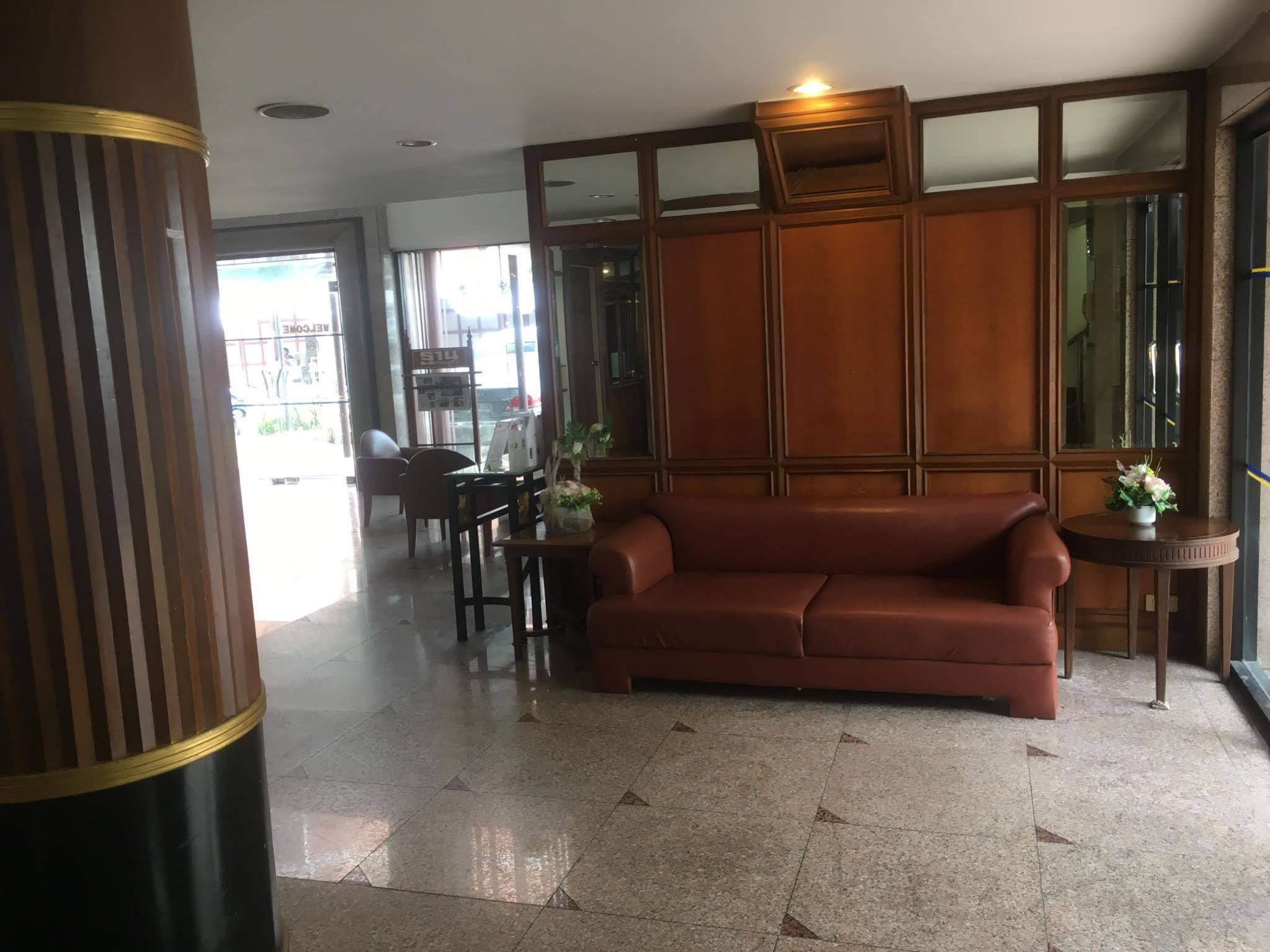 Jumbotel Hotel Bangkok Bagian luar foto