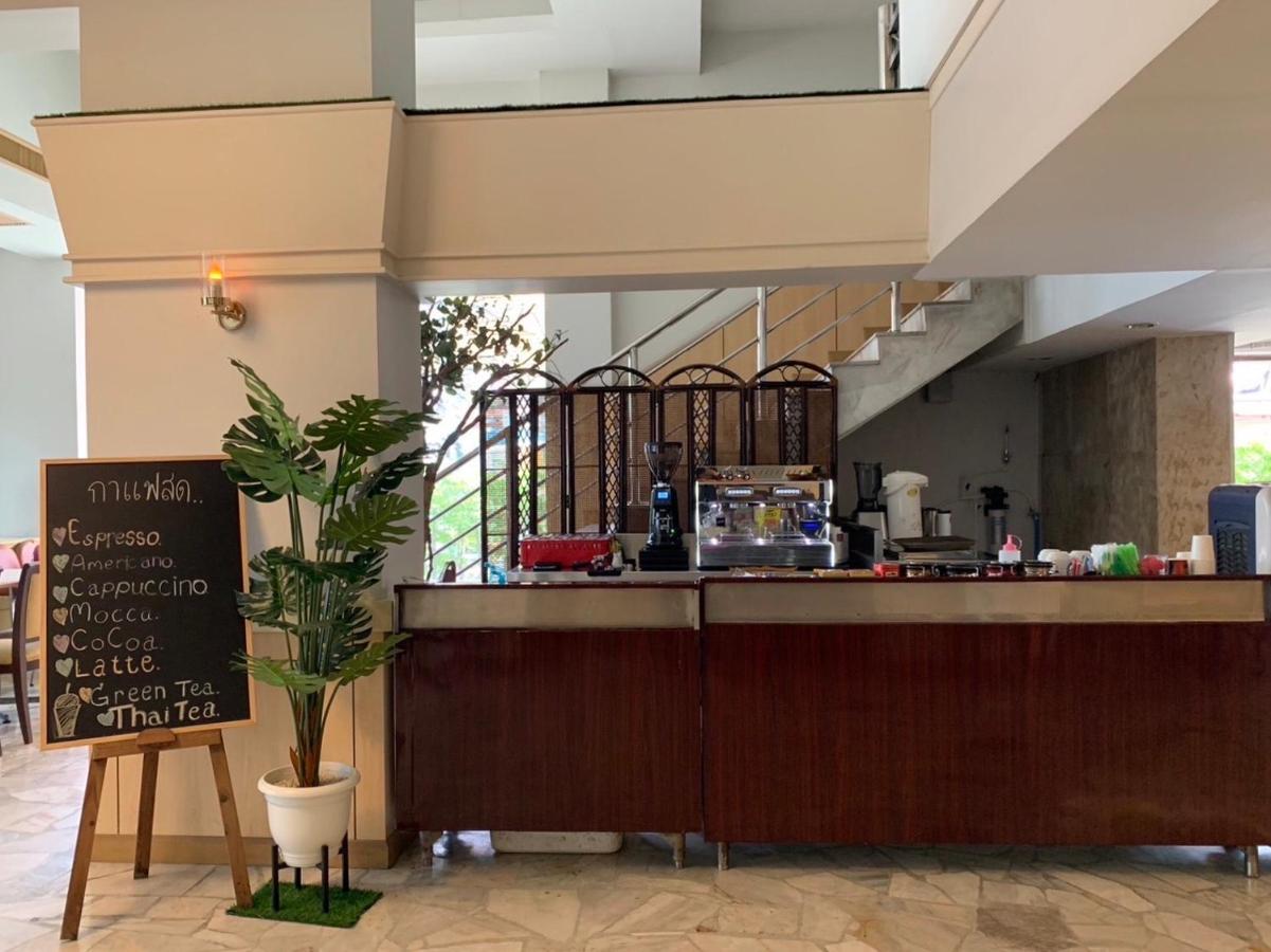Jumbotel Hotel Bangkok Bagian luar foto